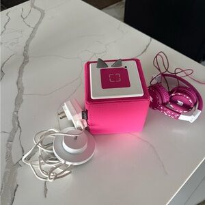 toniebox 1 with headphones